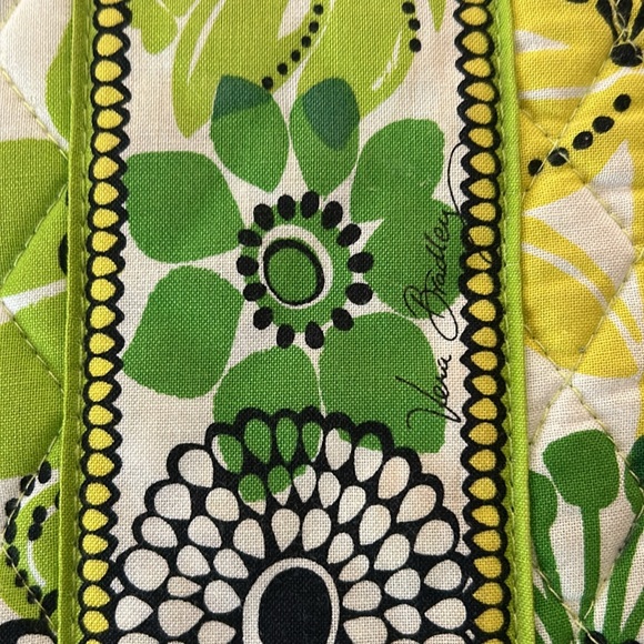 Vera Bradley iPad tablet case and zip around wallet. - Picture 4 of 10